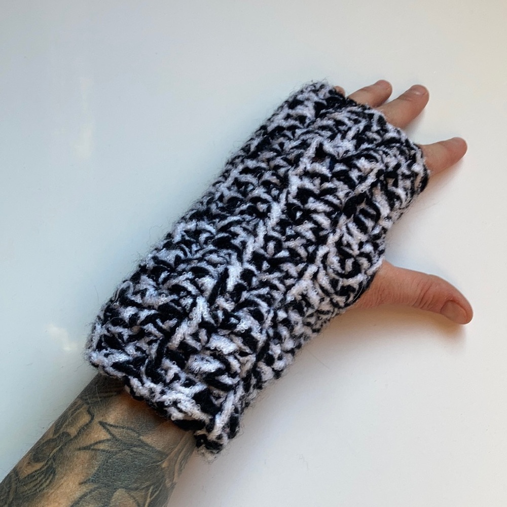 Hand huggers. Great 🌲 🎁 Xmas gift